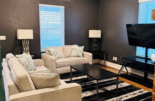 West End House | Charming 3/2 minutes from downtown and all of Atlanta attractions