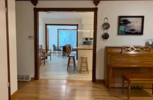 Mount Pleasant House | Charming 3-bedroom home in Mt Pleasant near colleges, Casino and children parks