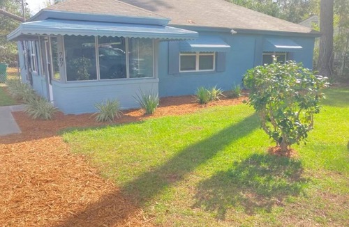 Valdosta House | Charming 3-bedroom house in delightful Valdosta with AC