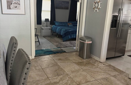 Palatka House | Charming 3-bedroom house with WiFi in peaceful downtown Palatka near river.