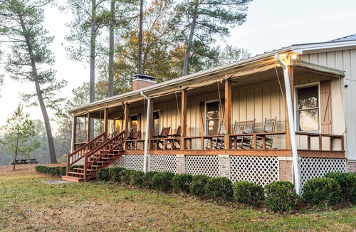 Fitzpatrick House | Charming 4-bedroom country house with AC, high speed WiFi in Fitzpatrick.
