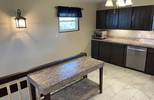 Saint Rose House | Charming 4BR home with many extras in a quiet neighborhood 30 min from downtown.