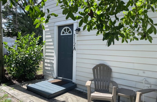 Lawsona - Fern Creek Cottage | Charming carriage house studio in historic Thornton Park downtown Orlando