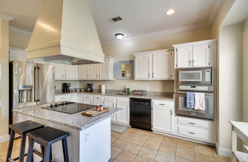 Diamondhead House | Charming Diamondhead Home w/Private Yard!