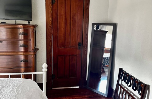 Mount Dora House | Charming Downtown-Upper Level Duplex