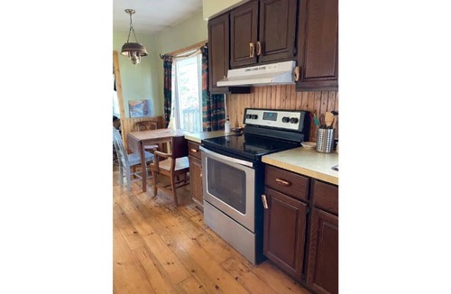 Hessel House | Charming Farm Retreat. Near Les Cheneaux Islands and Mackinac. fresh eggs!
