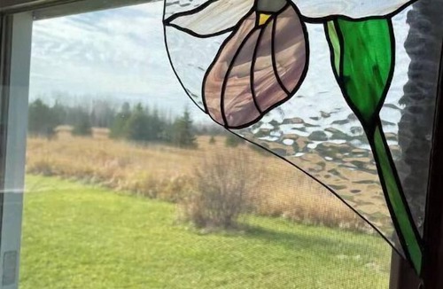 Hessel House | Charming Farm Retreat. Near Les Cheneaux Islands and Mackinac. fresh eggs!
