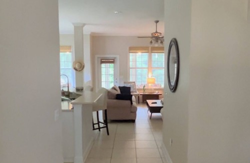 Killearn Estates House | Charming Home located off historic Florida canopy road.