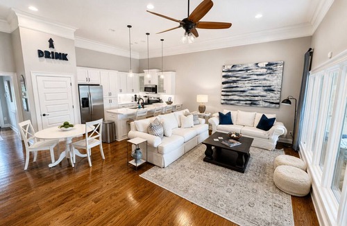 Northport Condo | Charming Lake Tuscaloosa Retreat