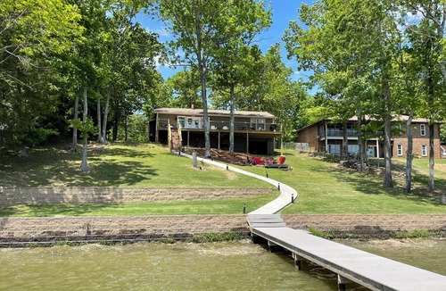 Cedar Bluff House | Charming Retreat that offers a peaceful and relaxing setting