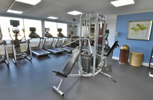 Orlando House | Charming Rm for Business & Leisure, Near Shops!