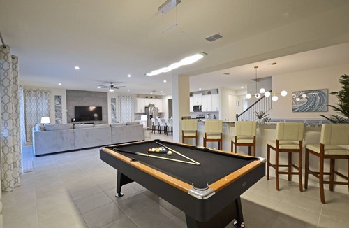Four Corners House | Cheerful 9 Br Lake View Villa with pool/spa/games 4132