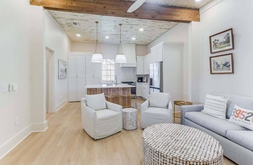 Old Town House | Chelle's in Bay St. Louis