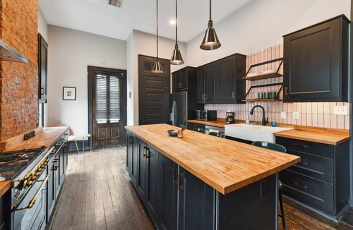 Bywater Apartment | Chic 2-bedroom apartment in eclectic Bywater with AC, WiFi