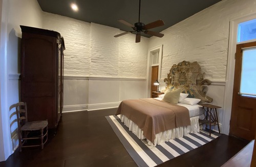 Lower Garden District Bed & Breakfast | Circa 1855 Lower Garden District Townhouse Courtyard 1st Floor