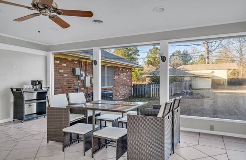 Columbus House | Clardy Main House | 4BR Family & Work Stay