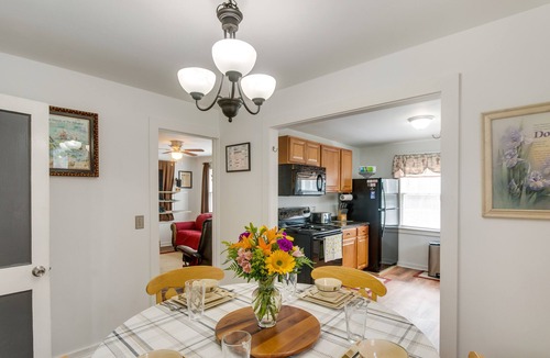 Brunswick House | Classic Brunswick Home ~ 8 Mi to St Simons Island!