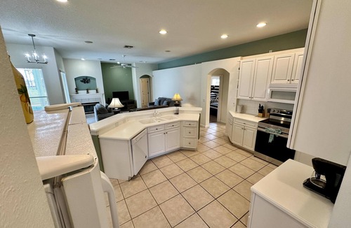Highlands Reserve House | Classically Elegant 4 Bed Pool Home on Golfing Community