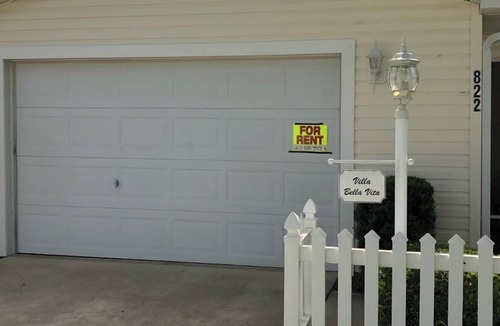 The Villages House | CLEAN, CLEAN, CLEAN; Walk to pools; Golf Cart Included; NO Xtra guest fees !