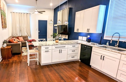 South 7th Ward House | Clean Spacious 2BR Near Frenchmen, French Quarter Pet-Friendly!