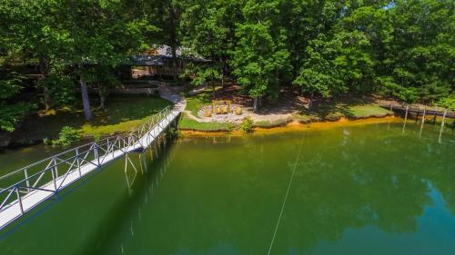 Jasper House | Clear Creek Escape - Double Decker Dock, Swim Dock And Fishing Pier