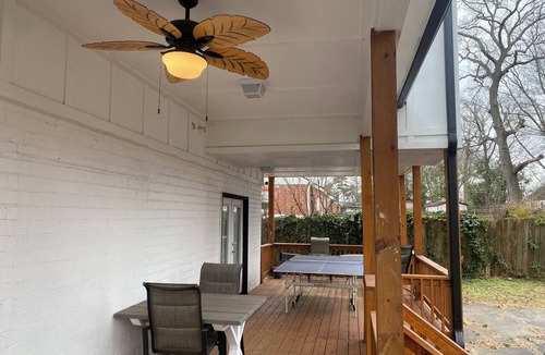 Capitol View House | Close to Mercedes Benz Stadium, State Farm Arena 5-brm house with AC in Atlanta