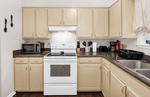 Starkville House | Close to MSU | Family Environment | Comfortable