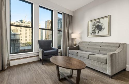 Central Business District Resort | Club Wyndham La Belle Maison