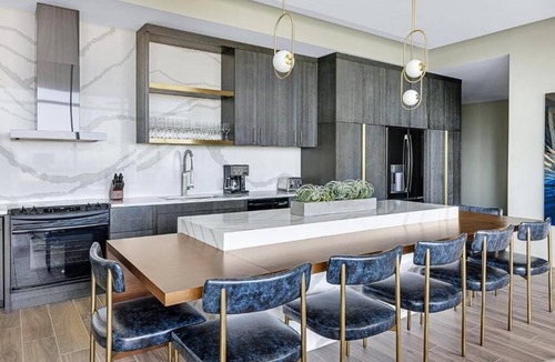 Downtown Atlanta Condo | Club Wyndham Margaritaville Inspired 2 Bedroom Deluxe in Atlanta