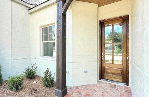 Auburn House | Coast to Plains- 3 bed 3 bath Townhouse close to campus