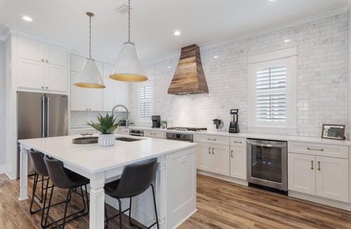 Lakeside at Blue Mountain Beach House | Coastal Lakeside Escape w/LSV, Bikes & Community Pool