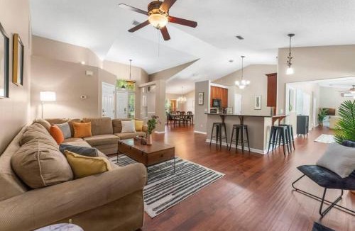 Southside House | Coastal Lane - Entire