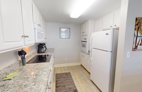 Tybee Island Condo | Coastal Living & Fantastic Views w/Pool Access