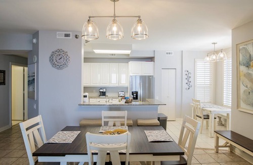 Ono Island Condo | Coastal Luxury Defined: Beach Colony's Beachfront Condo Exudes Elegance!