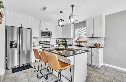 Bentonville House | Coler Comforts - Shared House