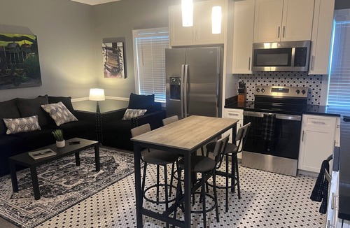 Pascagoula Apartment | Comfort and Style, Modern Corporate Apartment in Pascagoula
