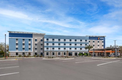 Sanford Hotel | Comfort Inn & Suites Orlando Sanford Airport