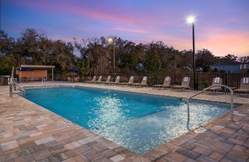 Sanford Hotel | Comfort Inn & Suites Orlando Sanford Airport