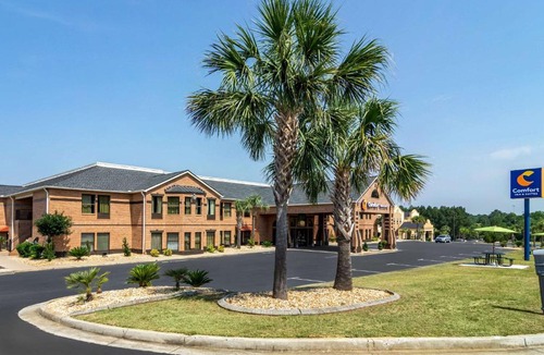 Perry Hotel | Comfort Inn & Suites Perry National Fairgrounds Area