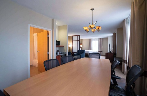 Flowood Hotel | Comfort Suites Flowood - Jackson Airport (must meet transportation requirement)