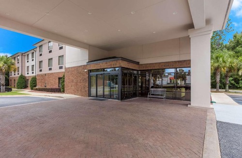 Saraland Hotel | Comfort Suites Saraland - North Mobile