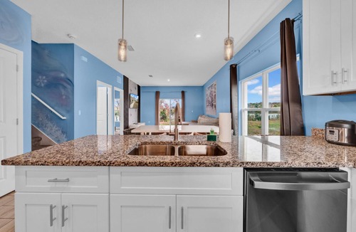 Bridgewater Crossing House | Comfortable 4 bedroom 4 bath Home Near Disney