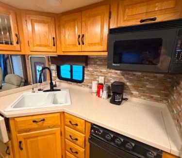 Gadsden House | comfortable home on wheels