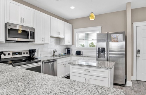 Morgantown House | Community Pools, Tennis Courts | Beach Boardwalk