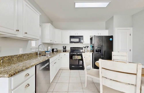 Dune Allen Beach Condo | Condo near the beach with outdoor pool, BBQ, washer/dryer, streaming, central AC