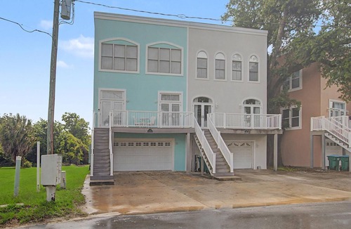 Mississippi City House | Condo w/Rooftop/Balcony Beach Views Sleeps 6