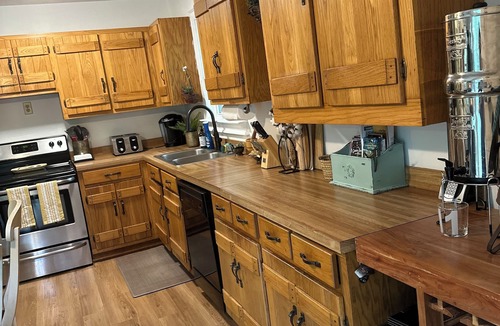 Branford House | Confluence Cabin: Waterfront - Float the Ichetucknee right to our dock