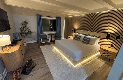 Rapid City Hotel | Connecting King + 2 Queen Suite | Ideal for Families & Groups