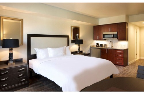 Florida Central Atlantic Coast Resort | Convention Reprieve, Located Across from the Convention Center