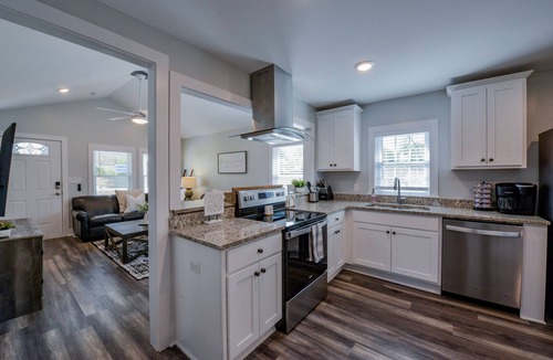 Tuscaloosa House | Copper Cottage - Newly renovated - Book for Graduation and Football season!